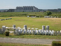 多摩サイ、調布付近。来週8/24の花火大会準備中。