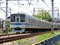 今日は柿生駅の南の歩道