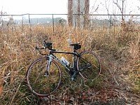 百草台自然公園の給水塔側。行き止まりっぽい